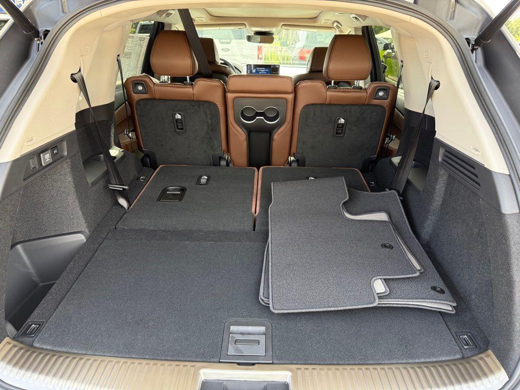 new 2026 Acura MDX car, priced at $68,850
