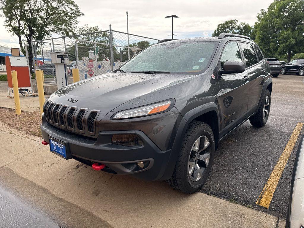 used 2015 Jeep Cherokee car, priced at $15,990