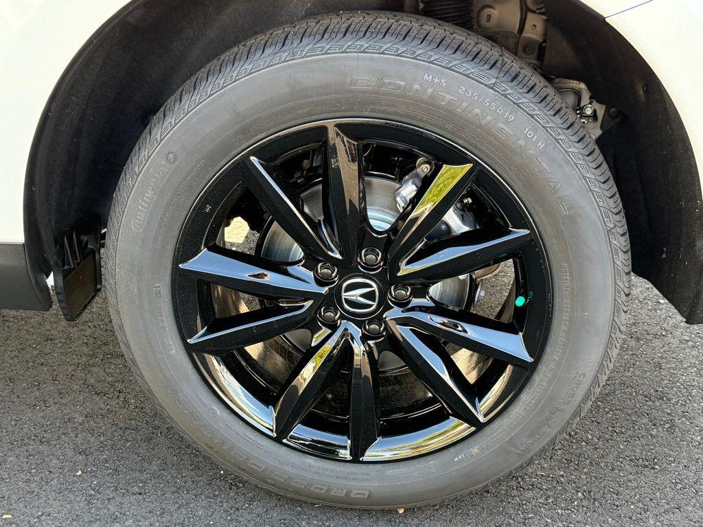 new 2025 Acura RDX car, priced at $46,650