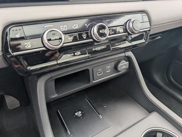 new 2025 Honda Pilot car, priced at $49,150