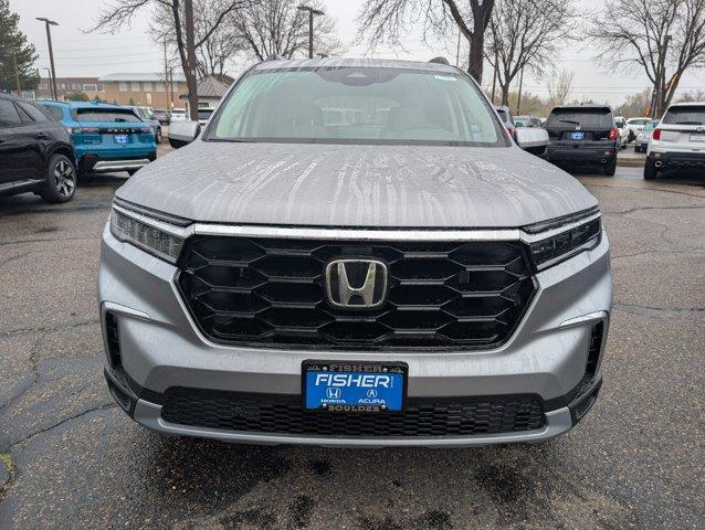 new 2025 Honda Pilot car, priced at $49,150