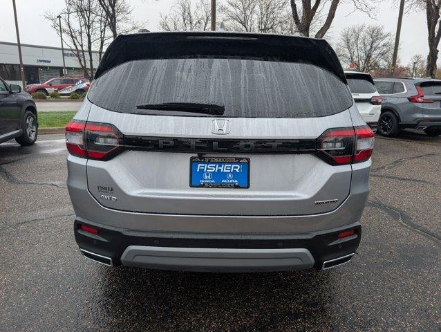 new 2025 Honda Pilot car, priced at $49,150