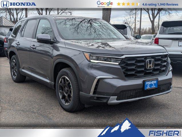 new 2025 Honda Pilot car, priced at $47,050