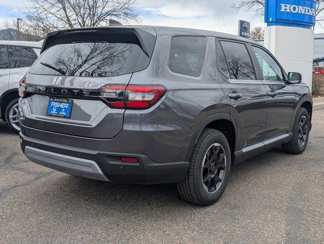 new 2025 Honda Pilot car, priced at $47,050