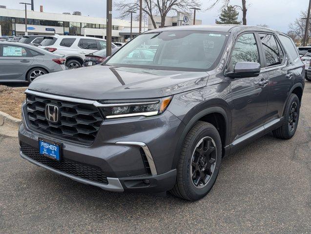 new 2025 Honda Pilot car, priced at $47,050