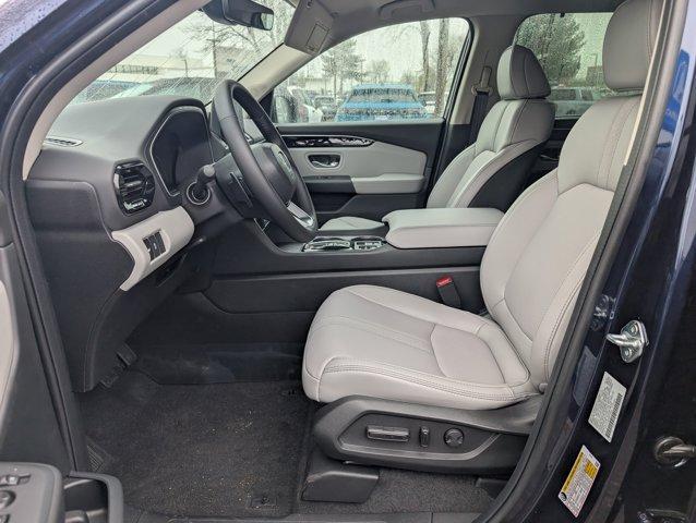 new 2025 Honda Pilot car, priced at $45,150