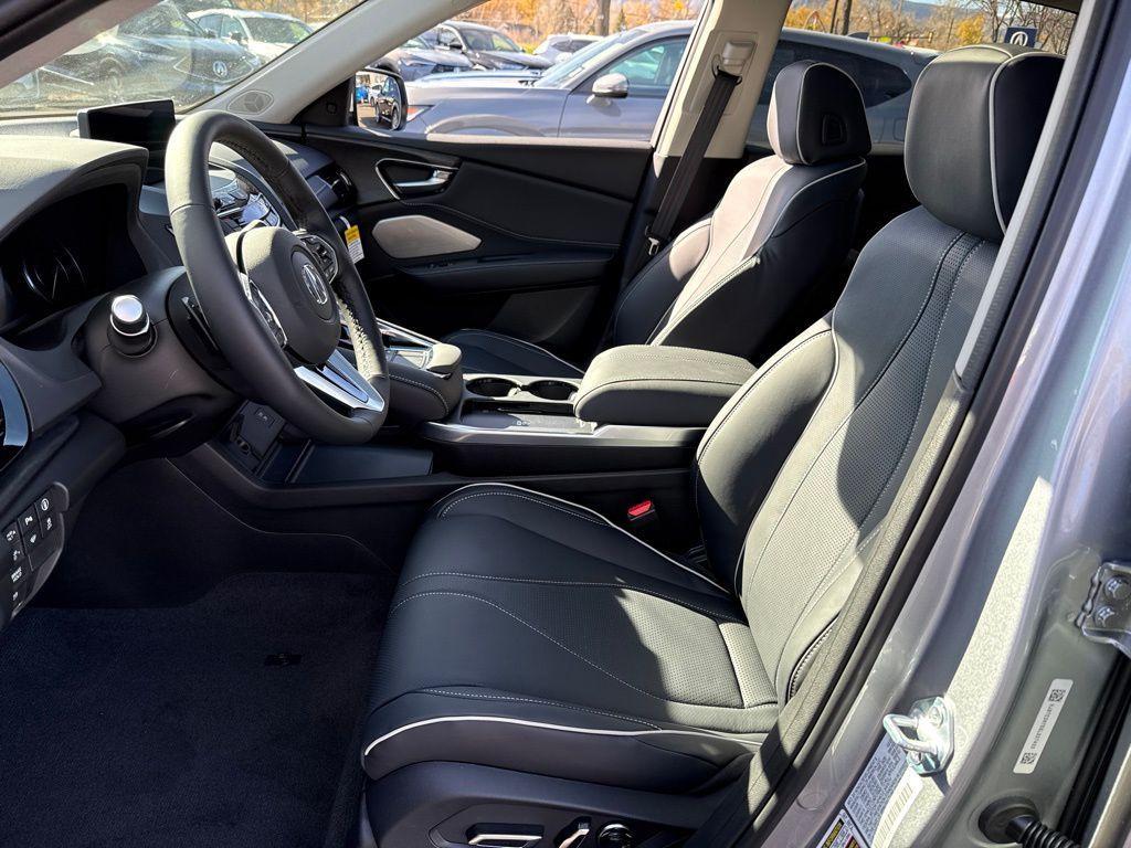 new 2025 Acura RDX car, priced at $53,800