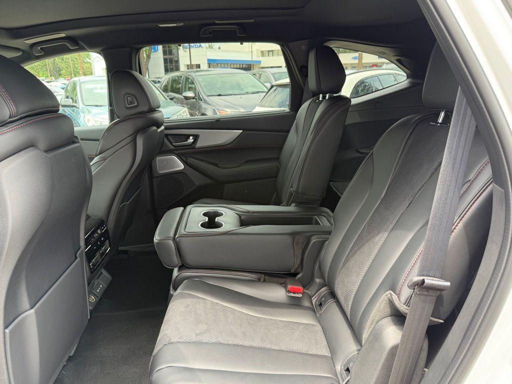 new 2025 Acura MDX car, priced at $60,007