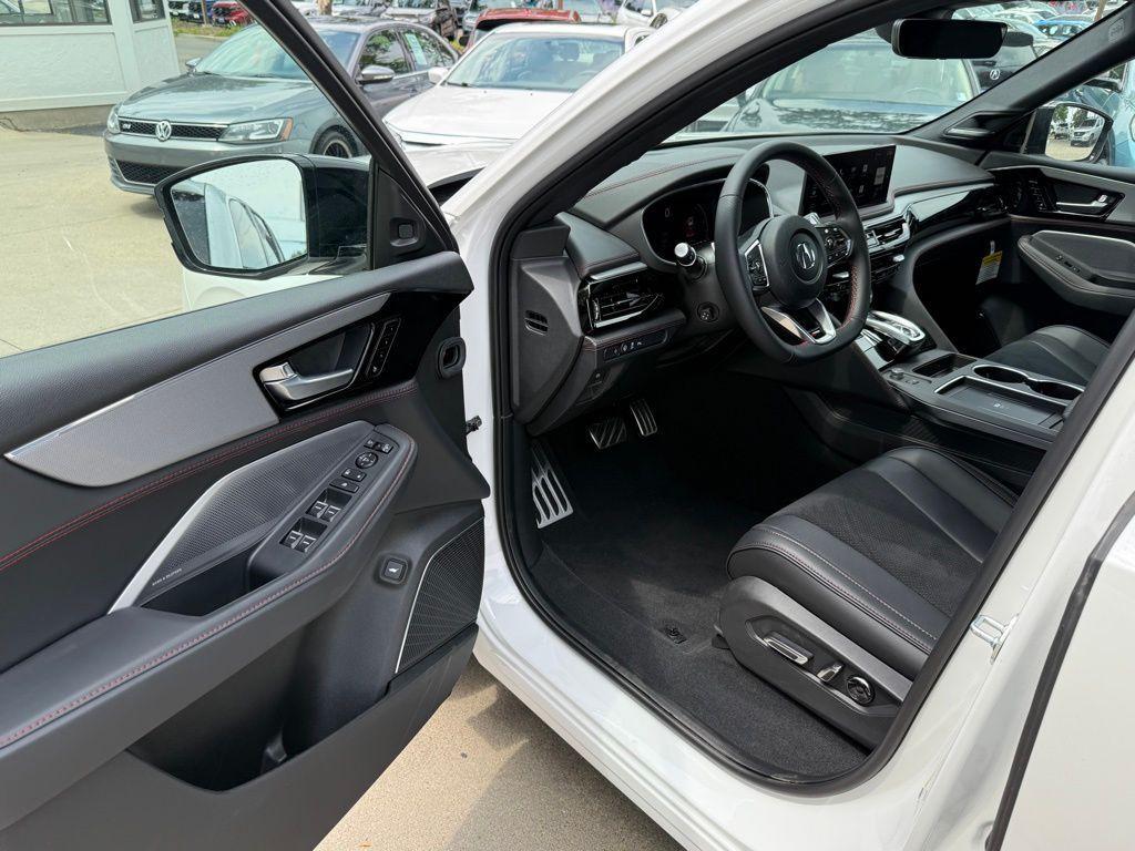 new 2025 Acura MDX car, priced at $60,007