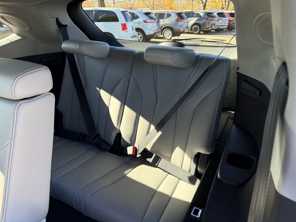 new 2026 Acura MDX car, priced at $60,750