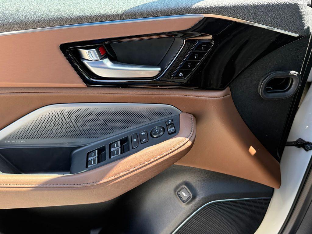 new 2025 Acura MDX car, priced at $61,449