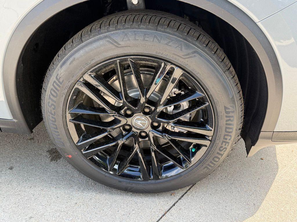 new 2025 Acura MDX car, priced at $65,981