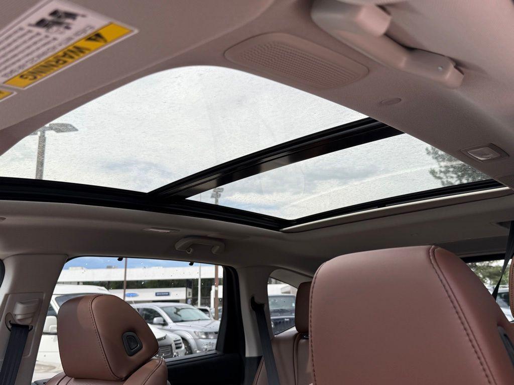 new 2025 Acura MDX car, priced at $57,305