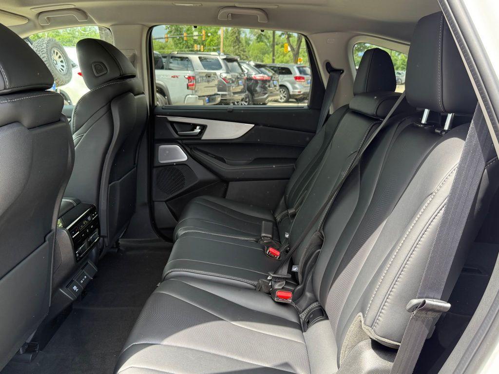 new 2025 Acura MDX car, priced at $61,449