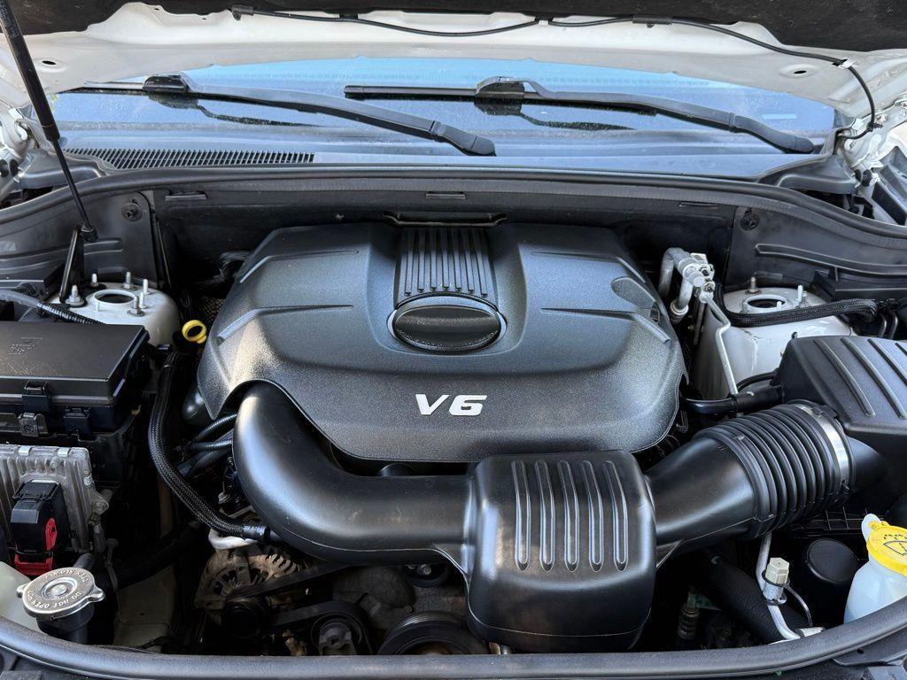 used 2015 Jeep Grand Cherokee car, priced at $13,990