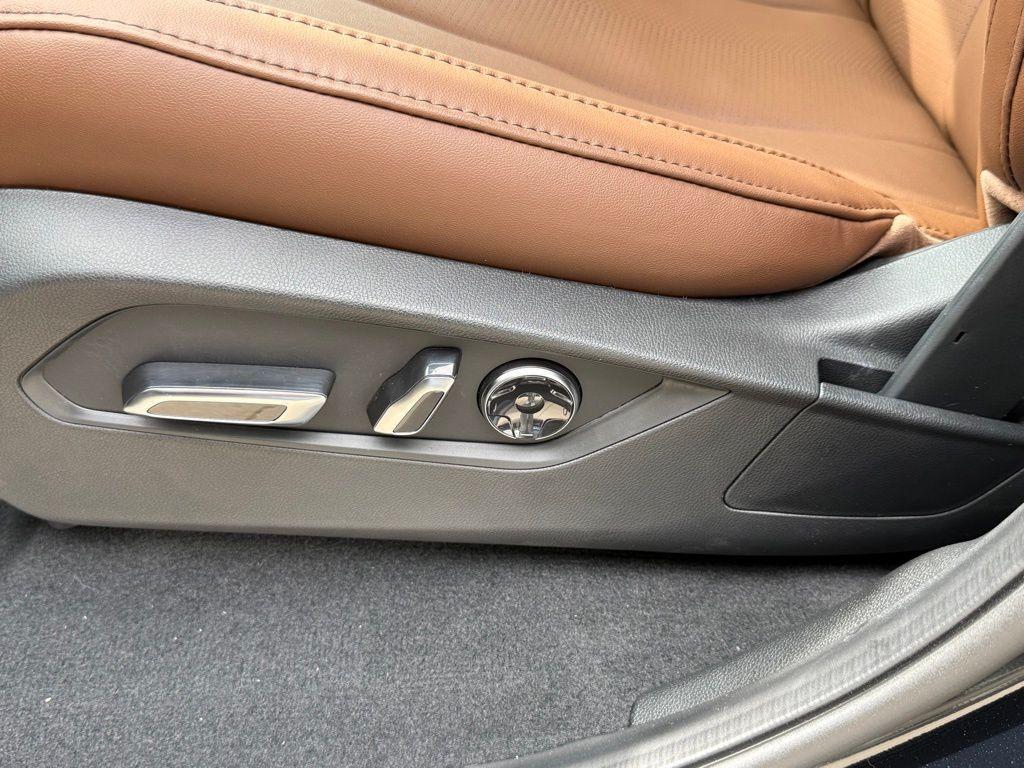 new 2025 Acura MDX car, priced at $61,449