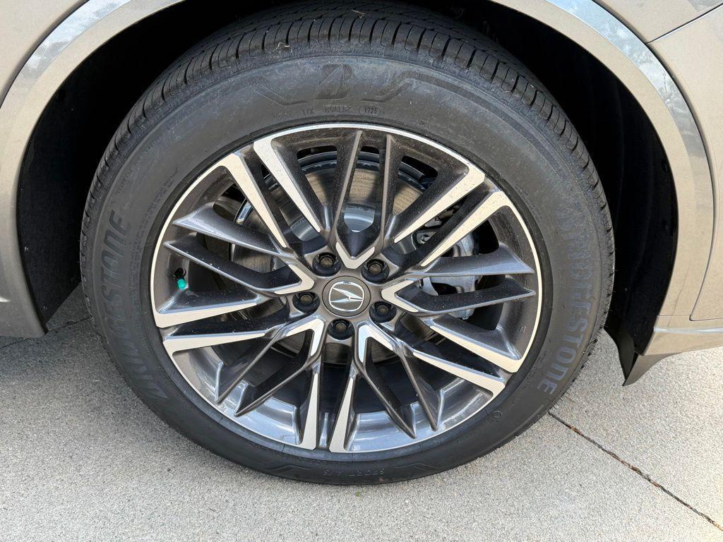 new 2026 Acura MDX car, priced at $69,549