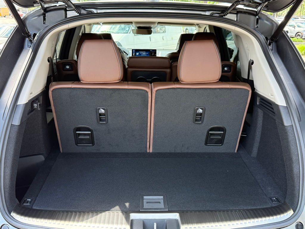 new 2026 Acura MDX car, priced at $69,549