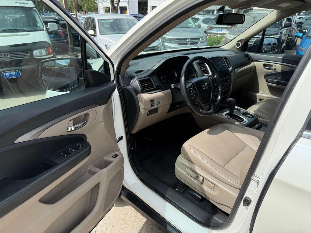 used 2016 Honda Pilot car, priced at $15,992