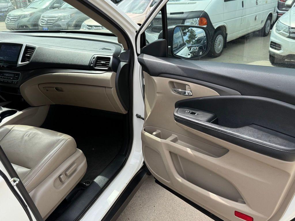 used 2016 Honda Pilot car, priced at $15,992