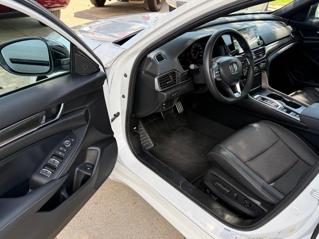 used 2022 Honda Accord Hybrid car, priced at $26,992