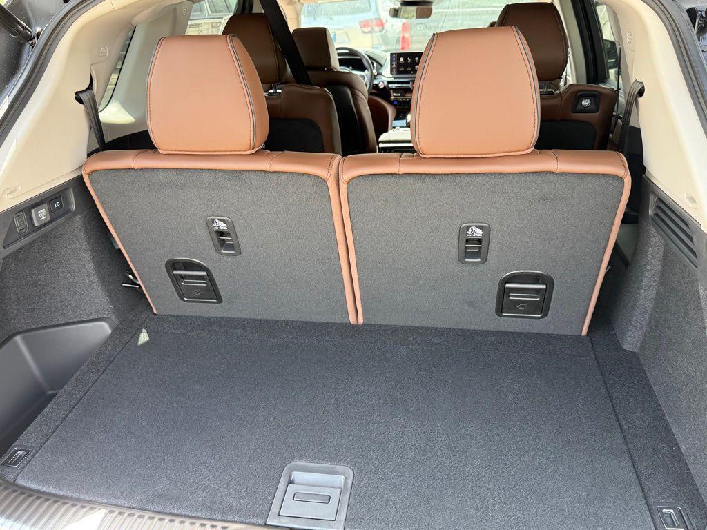 new 2025 Acura MDX car, priced at $68,949