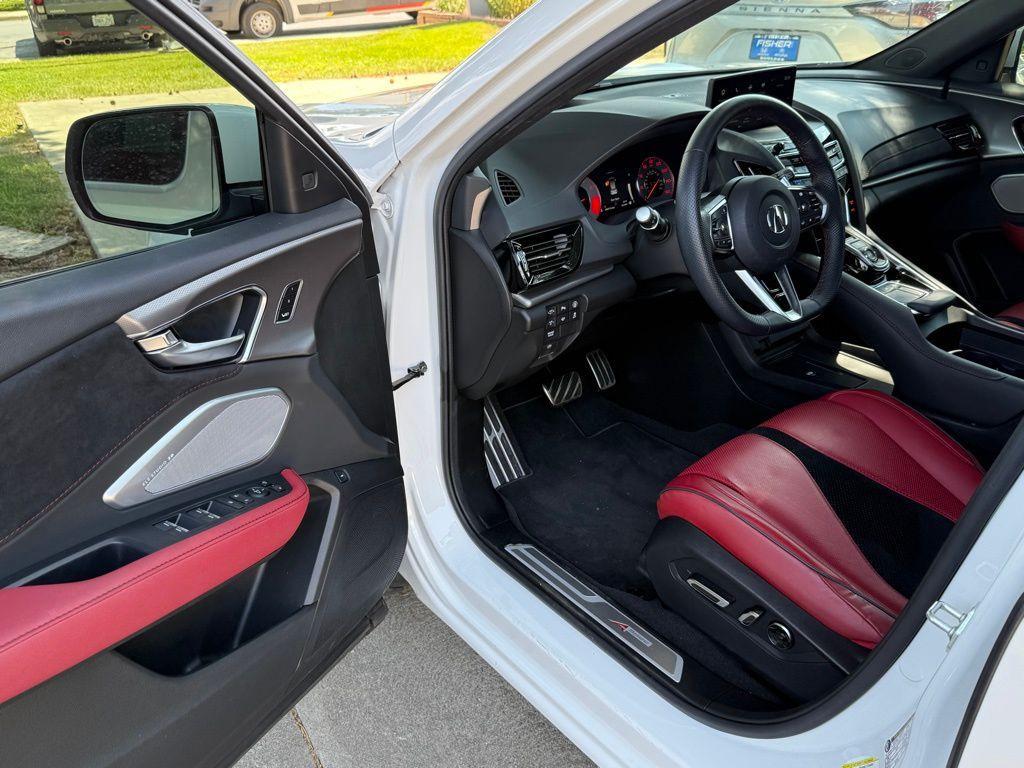 used 2024 Acura RDX car, priced at $43,996