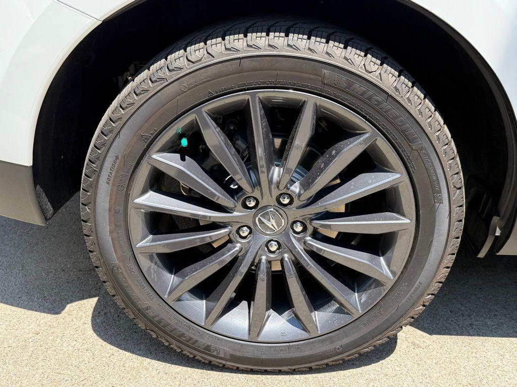 used 2024 Acura RDX car, priced at $43,996