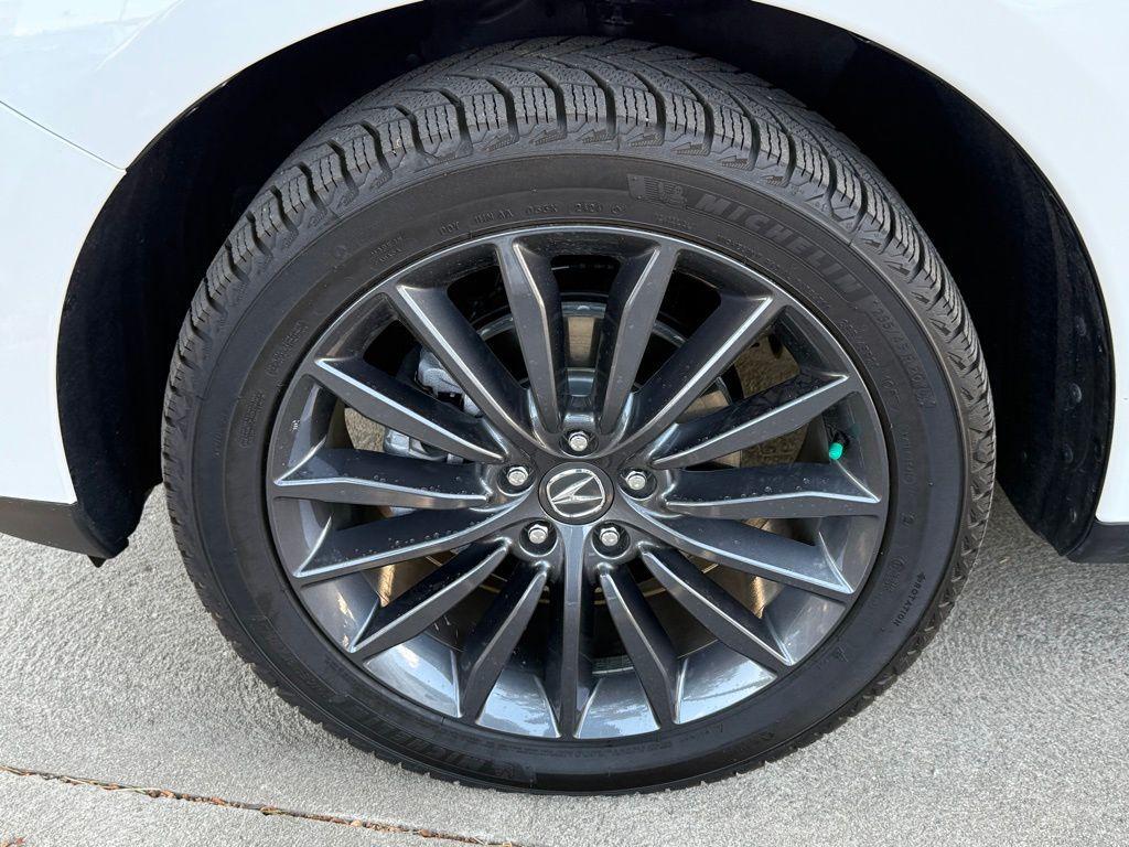 used 2024 Acura RDX car, priced at $43,996