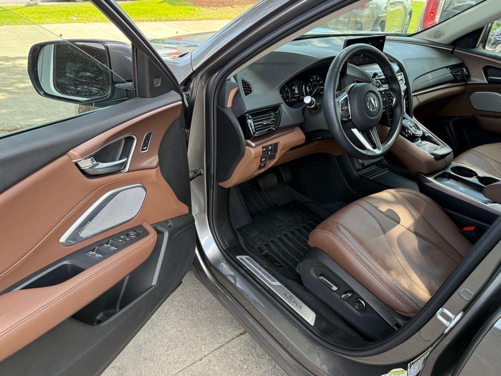 used 2025 Acura RDX car, priced at $43,990