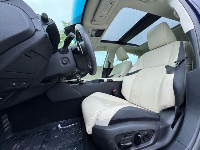 used 2022 Lexus ES 350 car, priced at $46,452