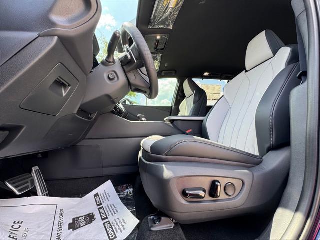 new 2025 Lexus TX 500h car, priced at $76,035