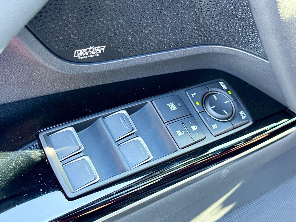 new 2025 Lexus LX 600 car, priced at $120,095