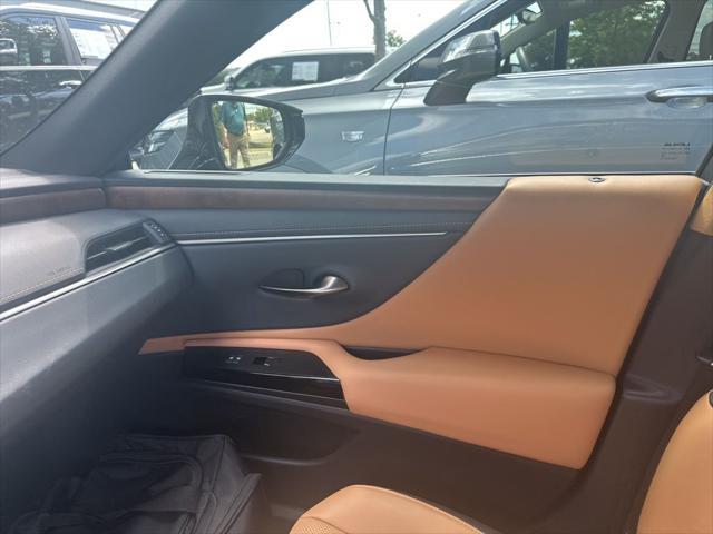 used 2024 Lexus ES 350 car, priced at $43,990