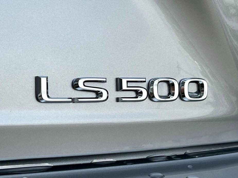 new 2024 Lexus LS 500 car, priced at $82,830