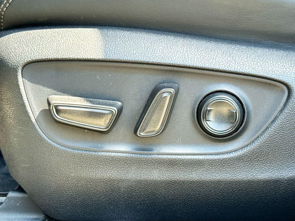 used 2021 Toyota RAV4 Hybrid car, priced at $31,582