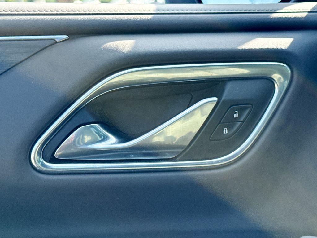 used 2021 GMC Yukon XL car, priced at $70,738