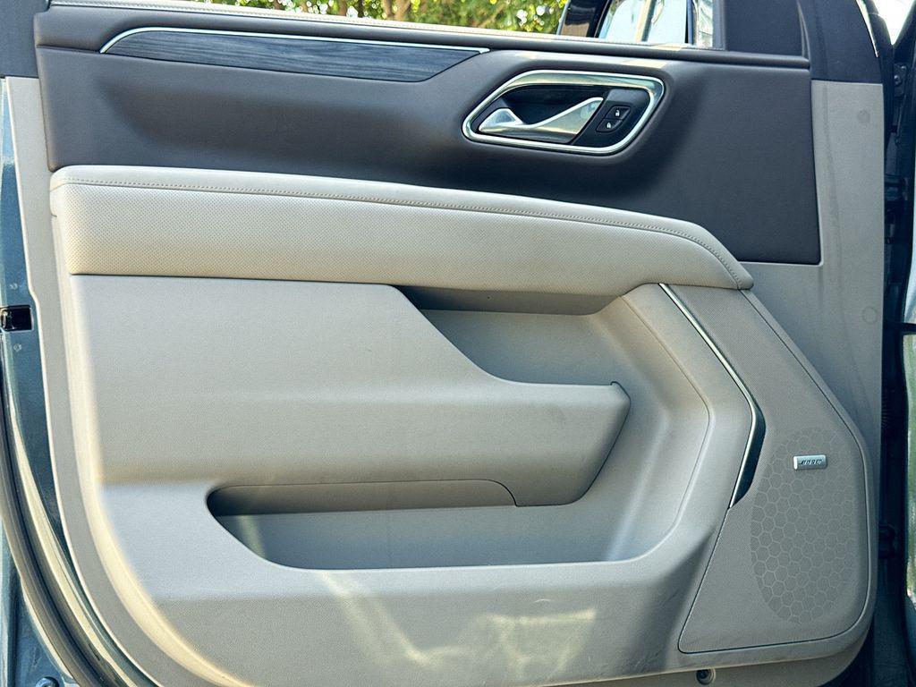 used 2021 GMC Yukon XL car, priced at $70,738