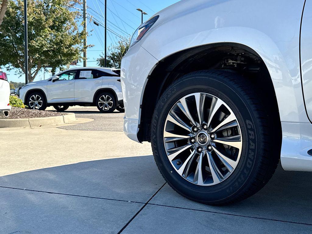 used 2023 Lexus GX 460 car, priced at $61,640
