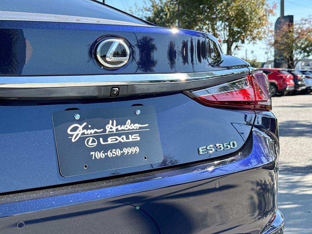 new 2025 Lexus ES 350 car, priced at $52,025