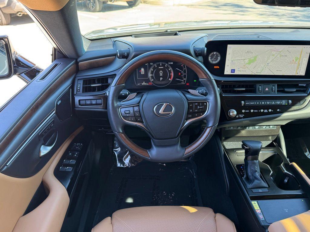 used 2024 Lexus ES 350 car, priced at $46,490