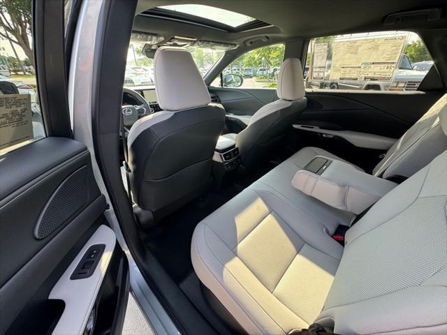 new 2025 Lexus RX 350 car, priced at $62,606