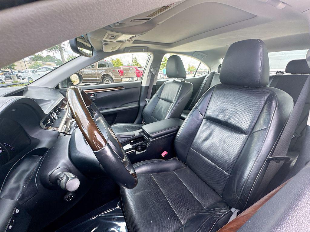 used 2014 Lexus ES 350 car, priced at $17,193