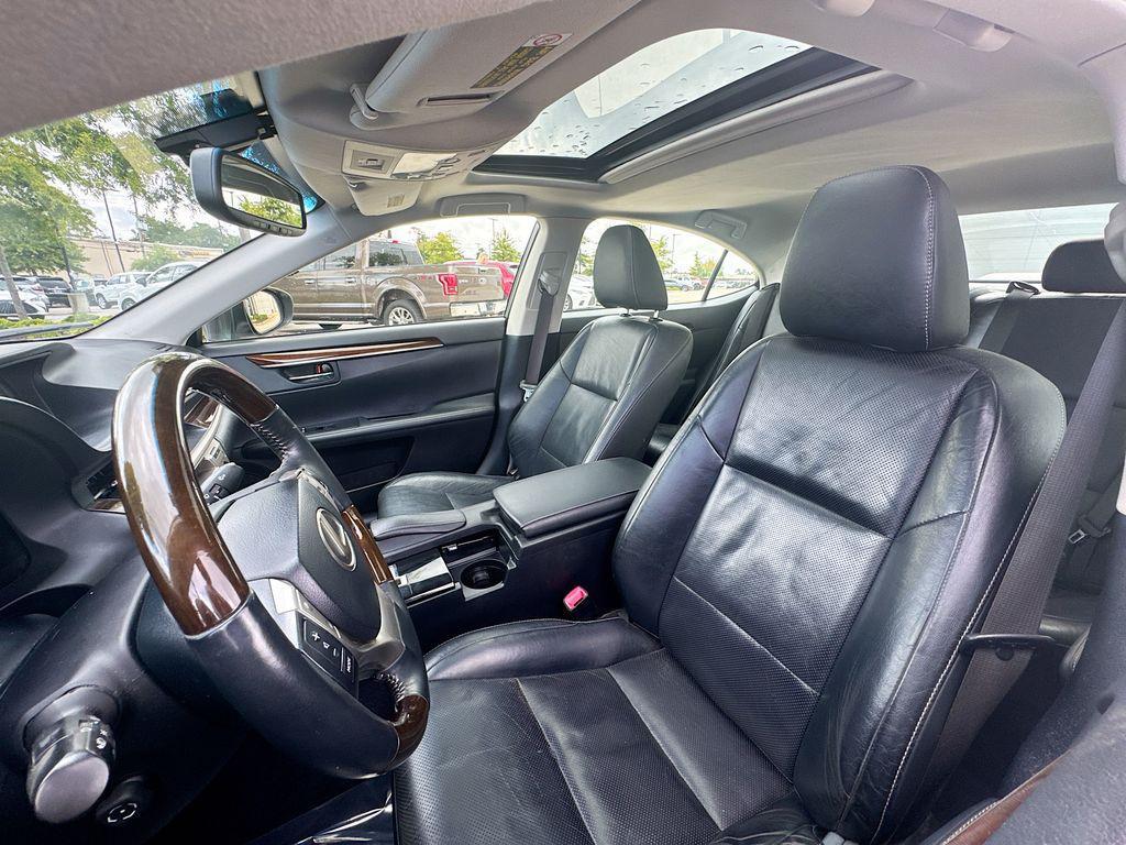 used 2014 Lexus ES 350 car, priced at $17,193