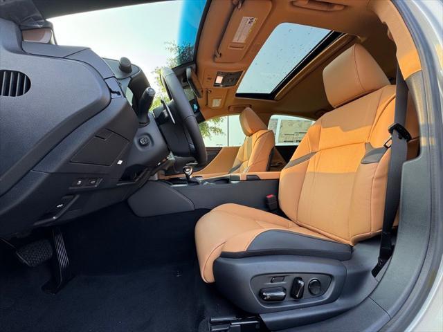 new 2025 Lexus ES 300h car, priced at $55,941