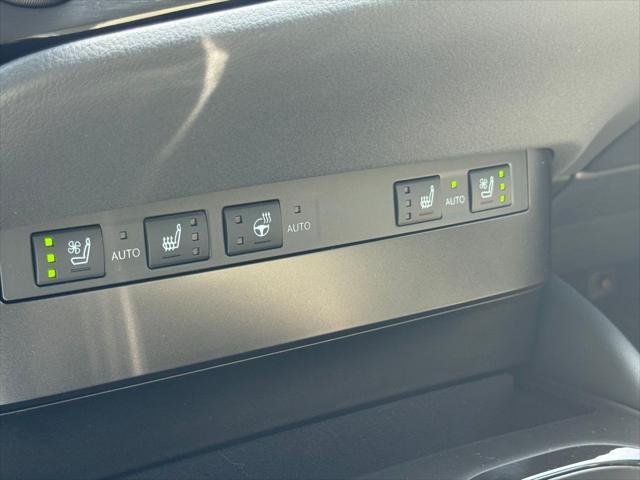new 2025 Lexus ES 350 car, priced at $50,046