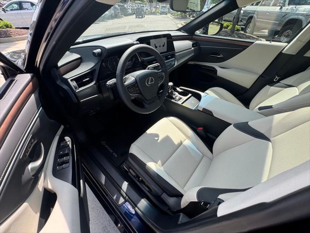 new 2025 Lexus ES 350 car, priced at $50,046