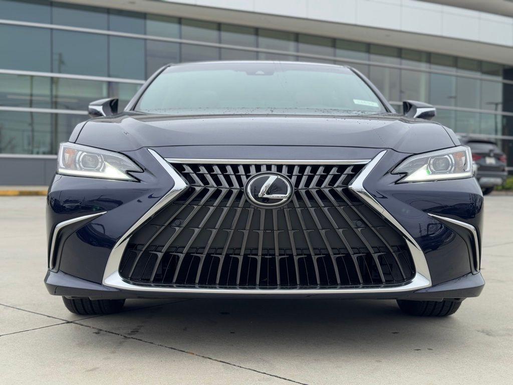 new 2025 Lexus ES 350 car, priced at $47,215