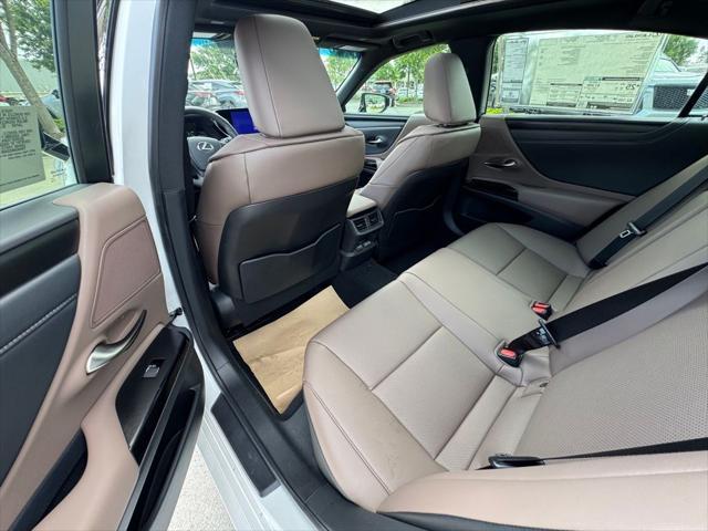 new 2025 Lexus ES 350 car, priced at $52,395
