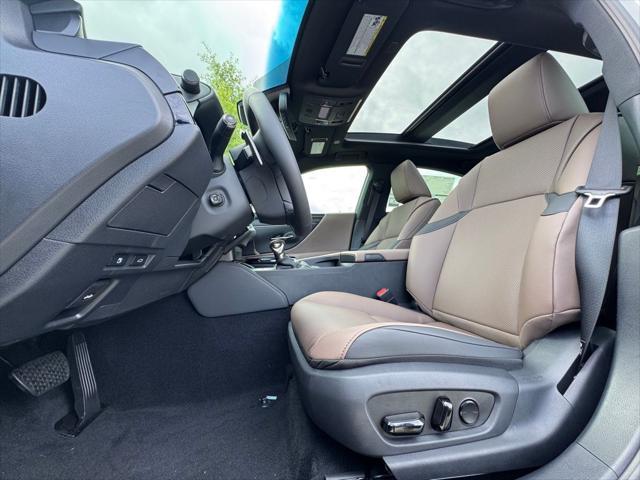new 2025 Lexus ES 350 car, priced at $52,395